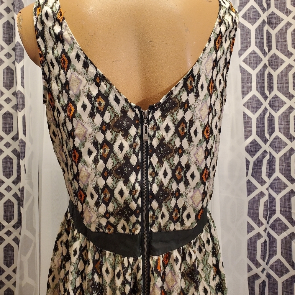 Mossimo Printed Dress - Picture 4 of 11
